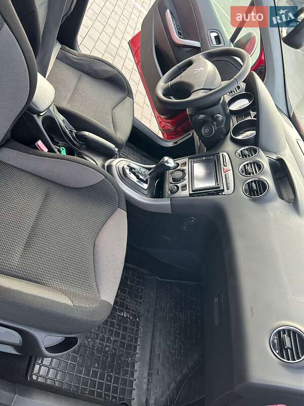 Универсал Peugeot 308 2012 в Калуше