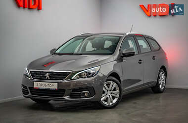 Универсал Peugeot 308 2020 в Киеве