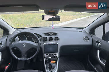 Хетчбек Peugeot 308 2008 в 