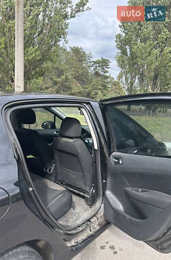 Хетчбек Peugeot 308 2008 в 
