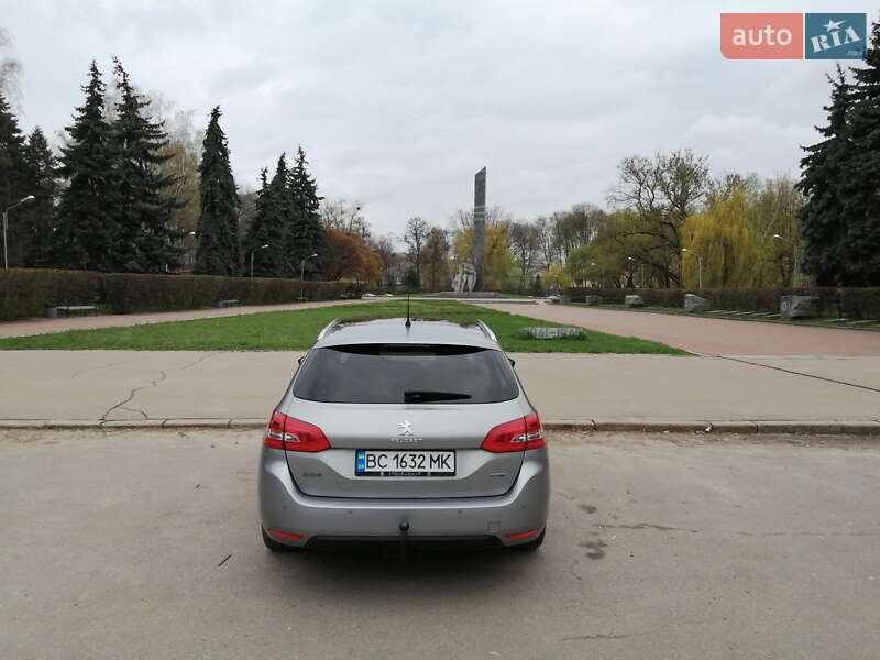 Універсал Peugeot 308 2015 в Полтаві