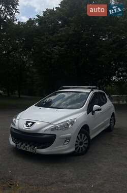 Хэтчбек Peugeot 308 2010 в Днепре