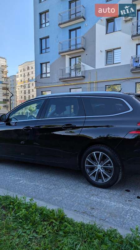 Універсал Peugeot 308 2015 в Івано-Франківську