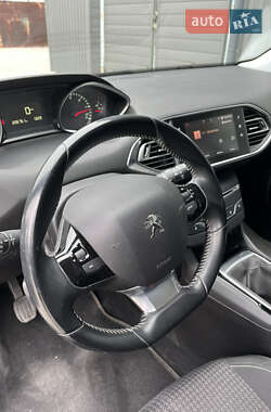 Универсал Peugeot 308 2019 в 