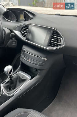 Универсал Peugeot 308 2019 в 