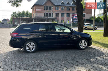 Універсал Peugeot 308 2016 в Виноградові