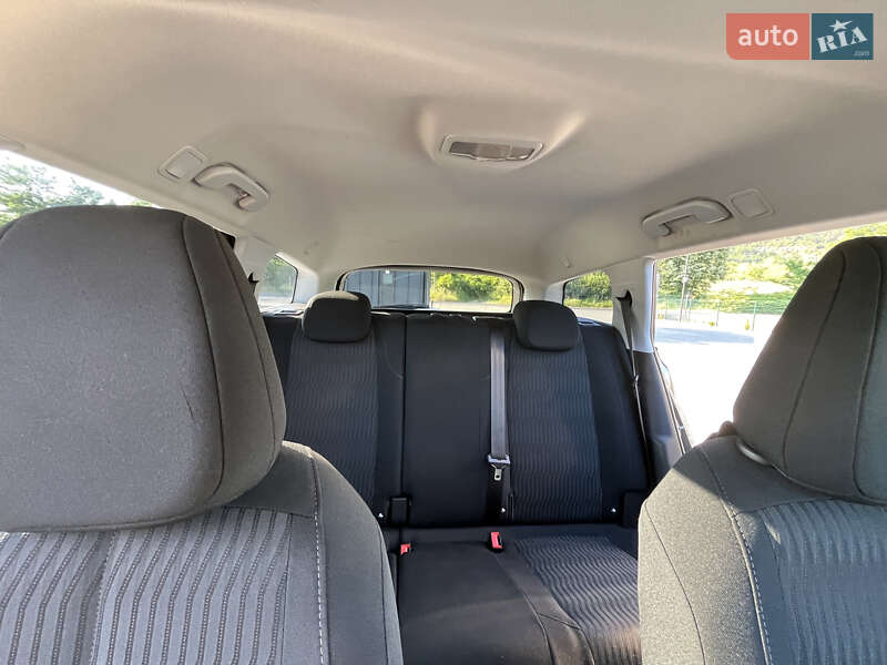 Універсал Peugeot 308 2016 в Виноградові