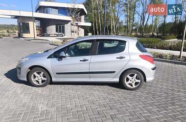 Хетчбек Peugeot 308 2010 в Ірпені