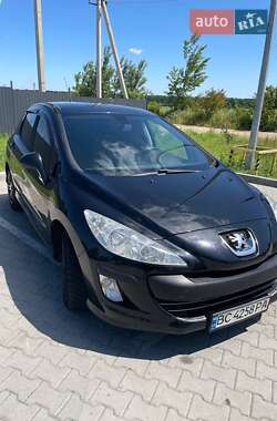 Хэтчбек Peugeot 308 2008 в Городке