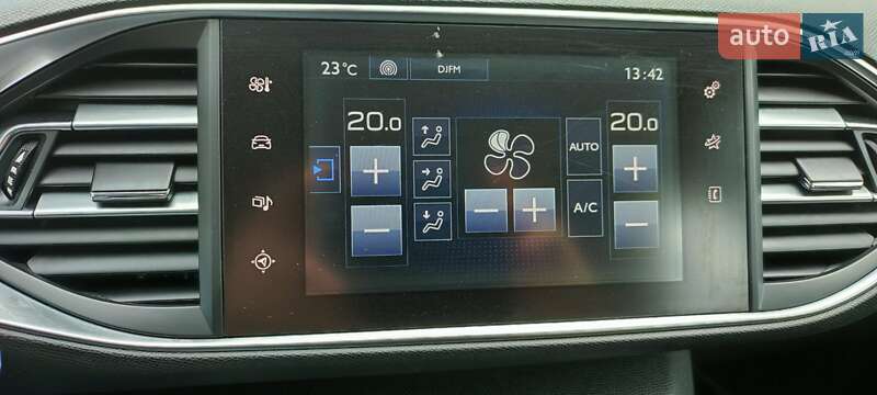 Универсал Peugeot 308 2016 в Луцке