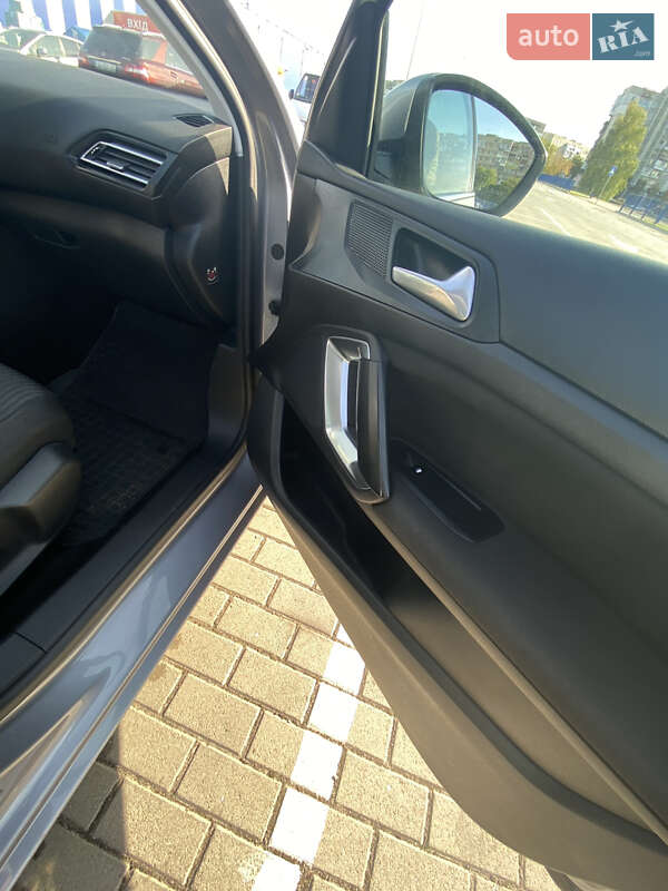 Універсал Peugeot 308 2015 в Шептицькому