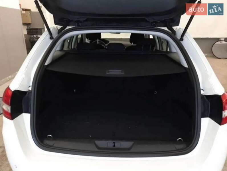 Универсал Peugeot 308 2017 в Ивано-Франковске