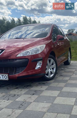 Хетчбек Peugeot 308 2008 в Самборі