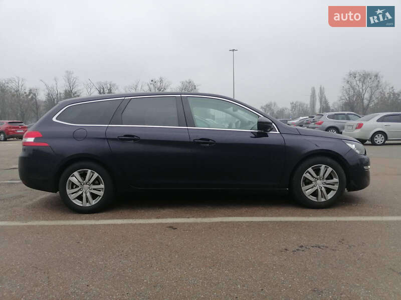 Peugeot 308 2015