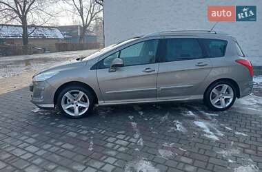 Универсал Peugeot 308 2010 в Кутах