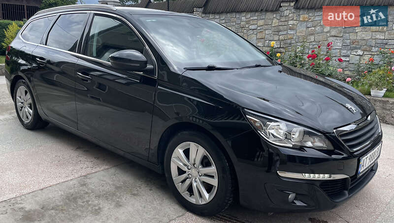 Універсал Peugeot 308 2015 в Косові