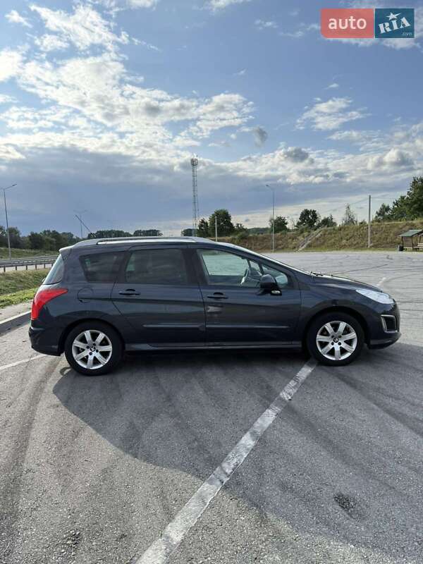 Універсал Peugeot 308 2013 в Полтаві