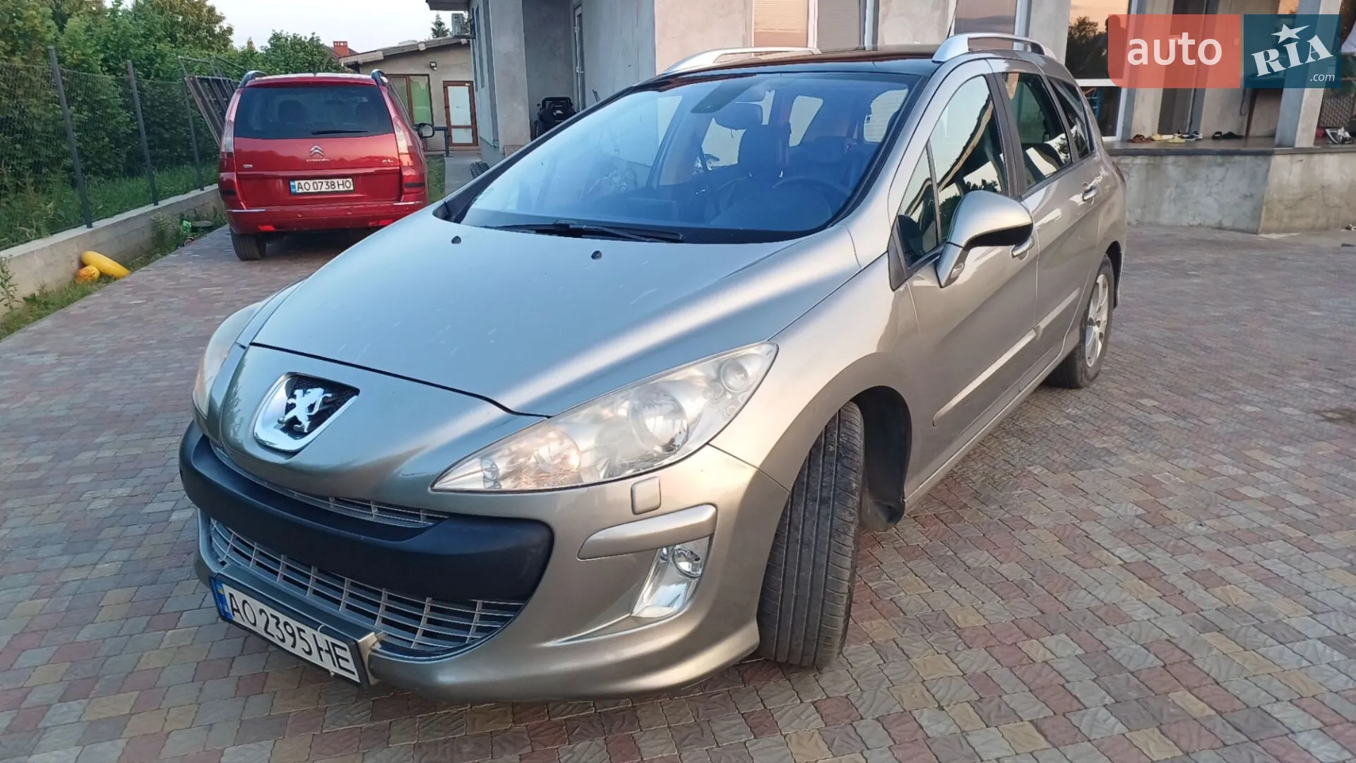 2010 Peugeot 308 - фото 1