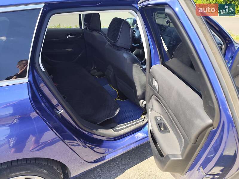 Універсал Peugeot 308 2017 в Черкасах