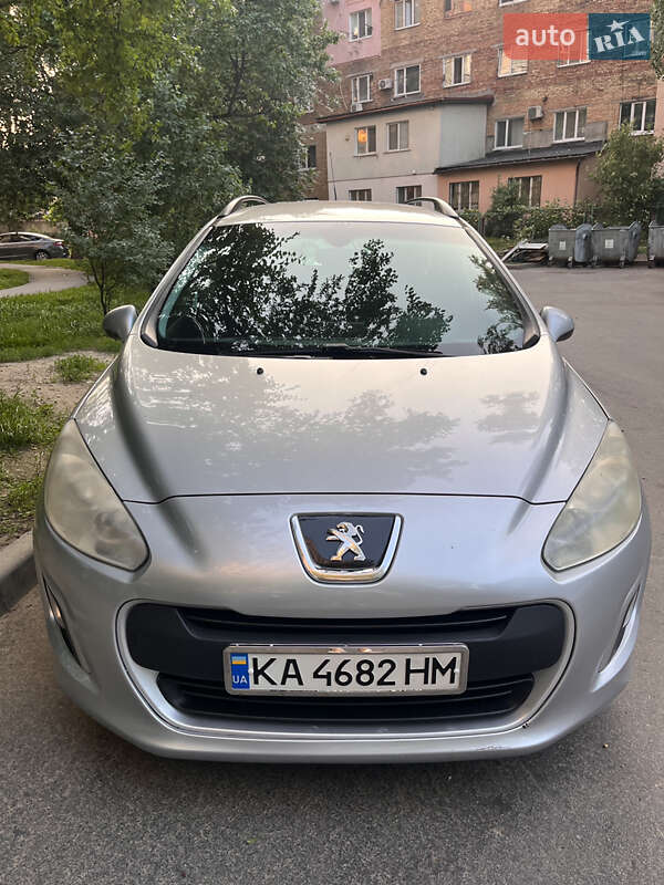Універсал Peugeot 308 2012 в Києві