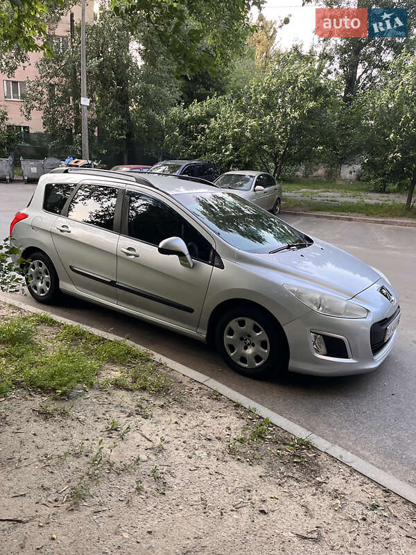 Універсал Peugeot 308 2012 в Києві