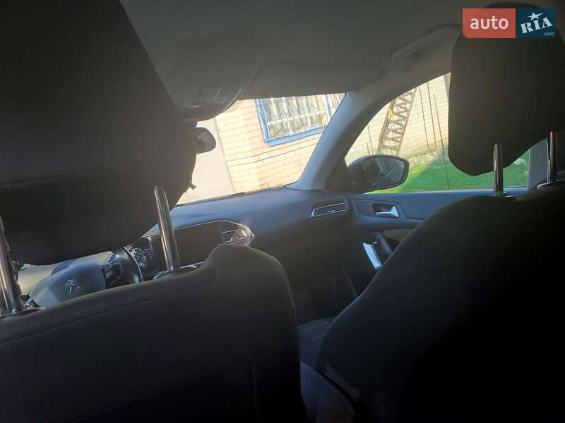 Універсал Peugeot 308 2015 в Житомирі