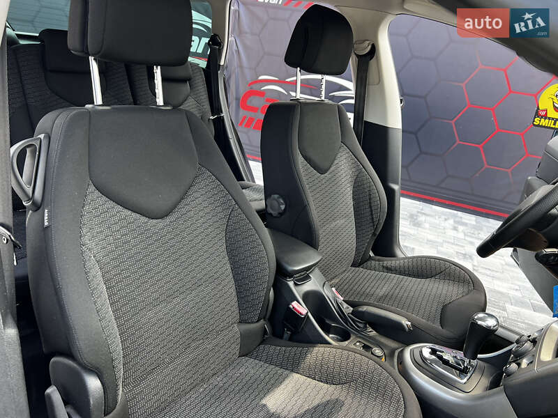 Універсал Peugeot 308 2008 в Дніпрі