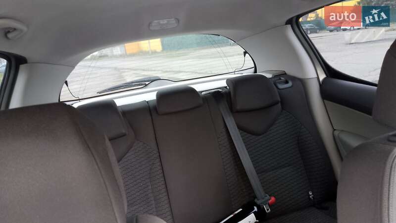 Хетчбек Peugeot 308 2008 в Мукачевому