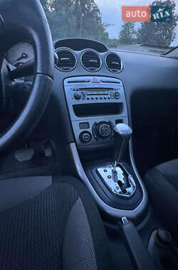 Хэтчбек Peugeot 308 2008 в 