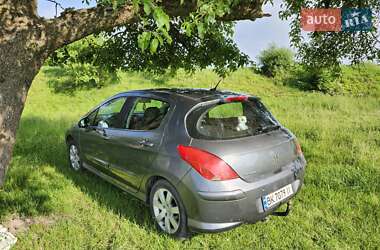 Хэтчбек Peugeot 308 2008 в 