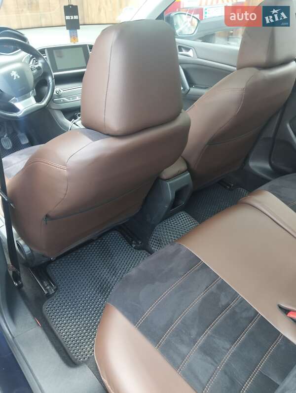 Універсал Peugeot 308 2015 в Маневичах