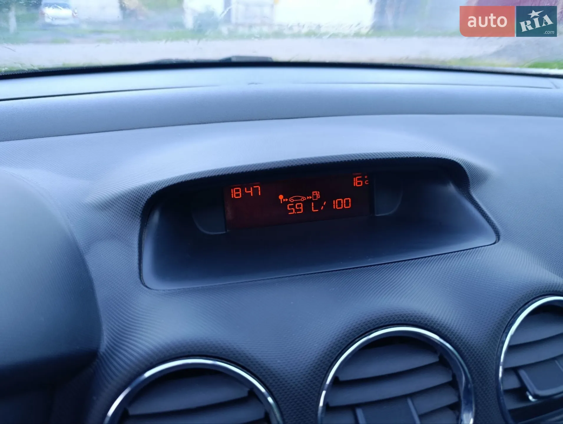 2010 Peugeot 308 - мініатюра 10