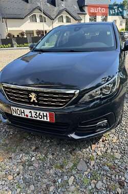 Универсал Peugeot 308 2018 в Бродах