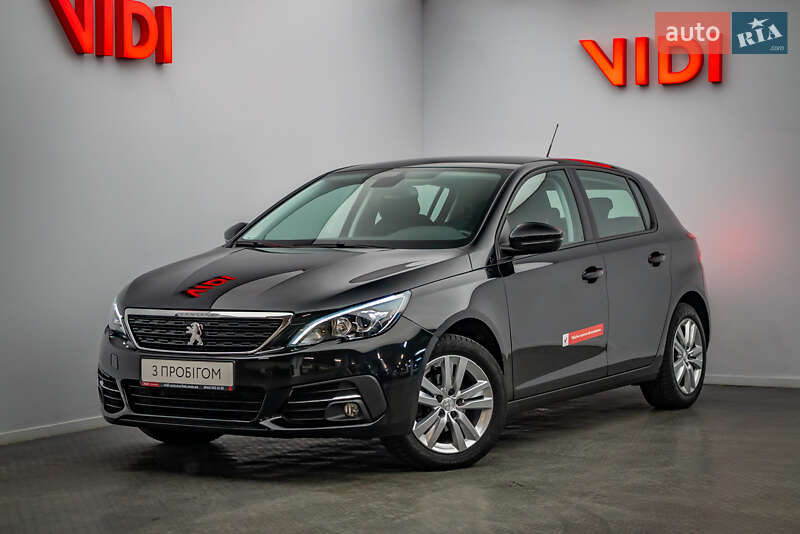 Peugeot 308 2021