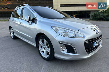 Универсал Peugeot 308 2011 в Запорожье