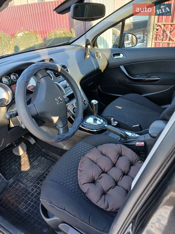 Хетчбек Peugeot 308 2008 в Черкасах