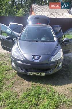 Хетчбек Peugeot 308 2009 в Городку