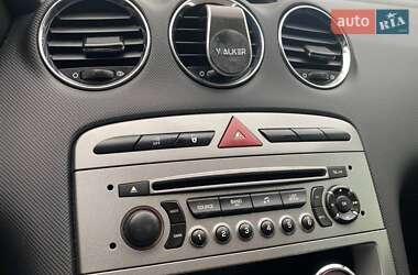 Хэтчбек Peugeot 308 2012 в 