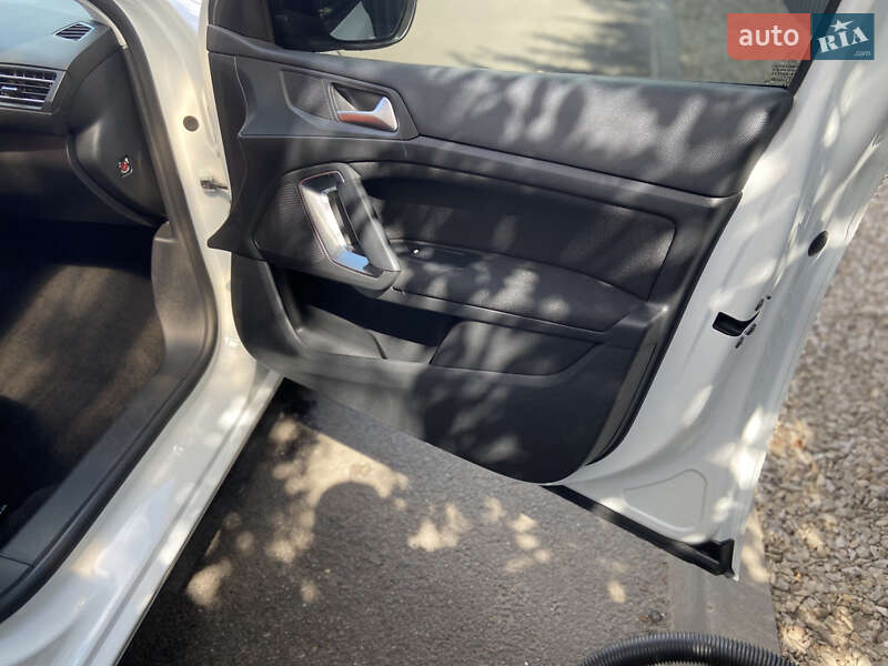 Универсал Peugeot 308 2014 в Харькове