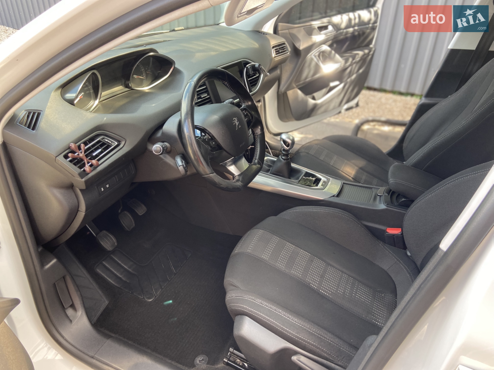 2014 Peugeot 308 - мініатюра 32