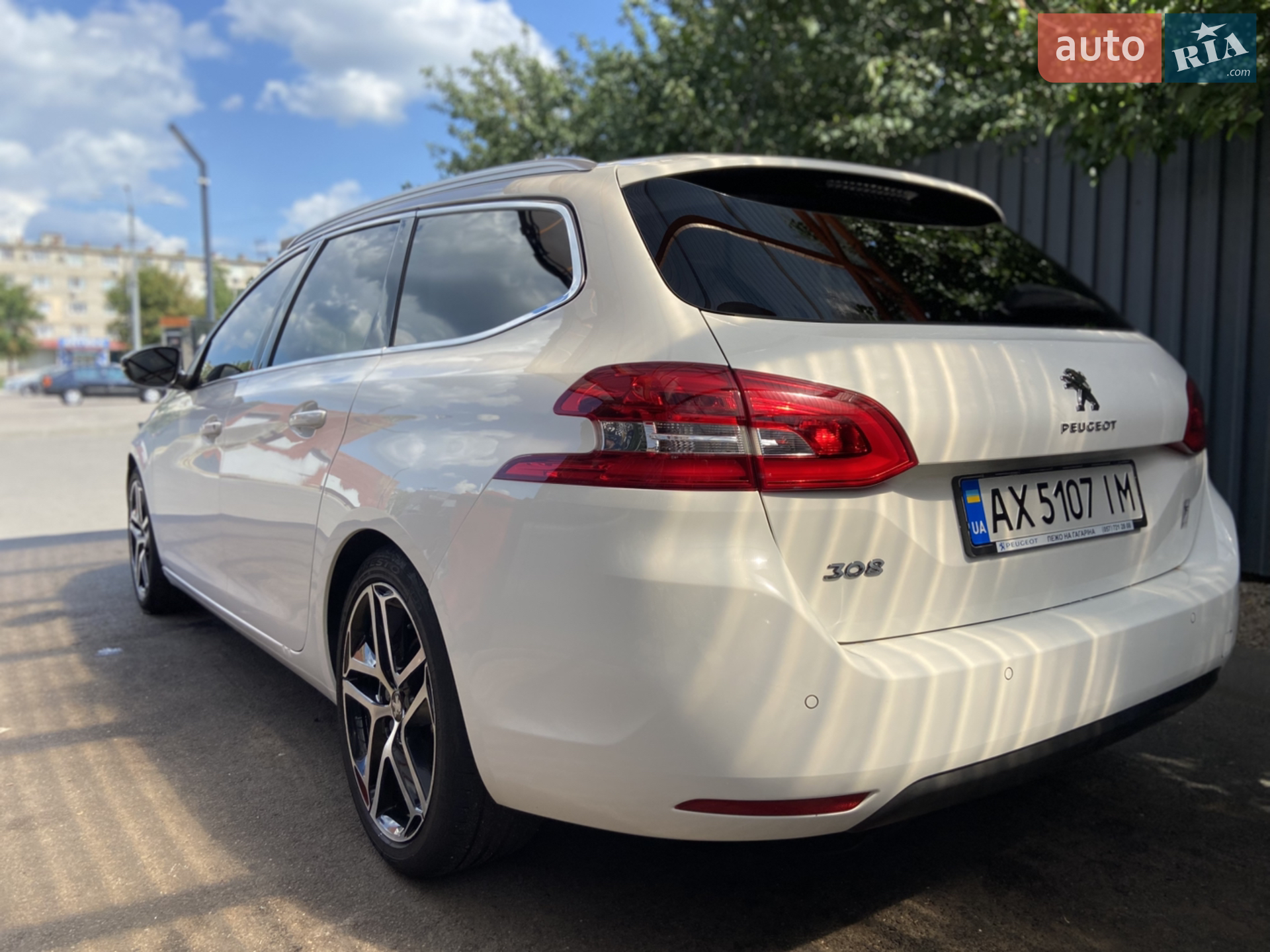 2014 Peugeot 308 - мініатюра 11