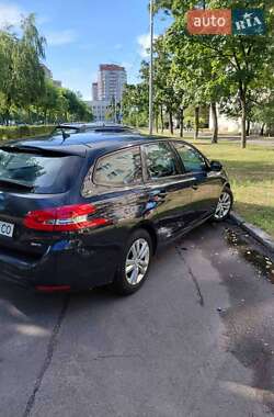 Универсал Peugeot 308 2015 в Киеве