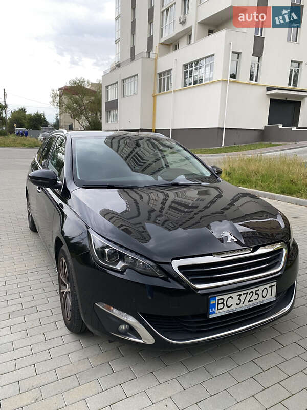 Універсал Peugeot 308 2015 в Львові