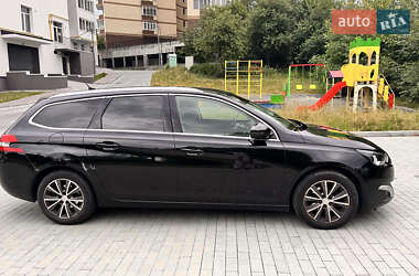 Універсал Peugeot 308 2015 в Львові