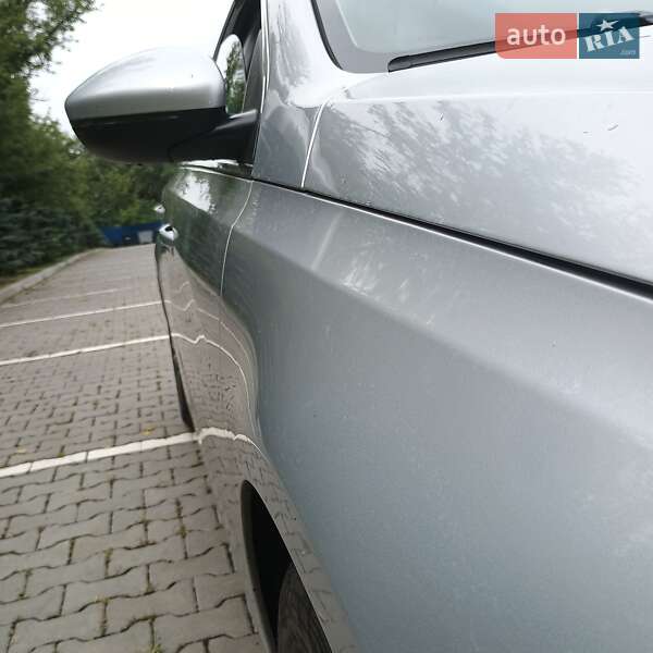 Хэтчбек Peugeot 308 2014 в Луцке фото 5 Хэтчбек Peugeot 308 2014 в Луцке