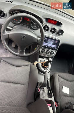 Хетчбек Peugeot 308 2010 в Дніпрі