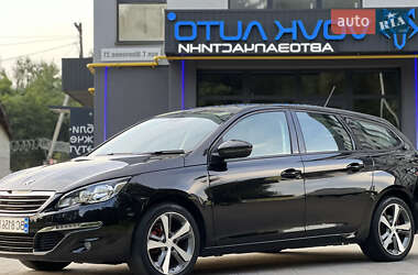 Універсал Peugeot 308 2016 в Новояворівську