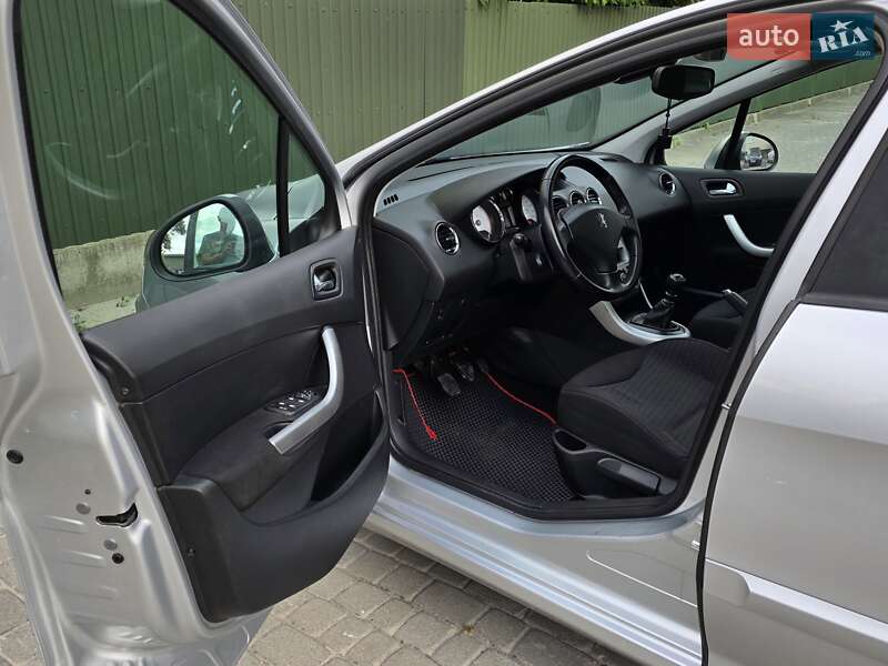 Універсал Peugeot 308 2008 в Тернополі