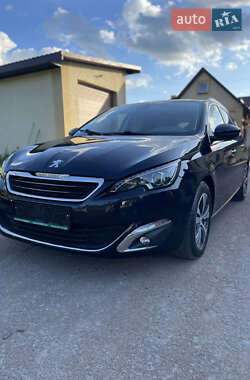 Універсал Peugeot 308 2015 в Луцьку