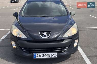 Хетчбек Peugeot 308 2010 в Києві